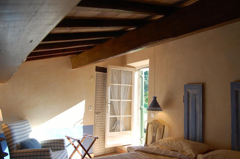 Bergerie Des Suanes Bed & Breakfast Fayence Room photo